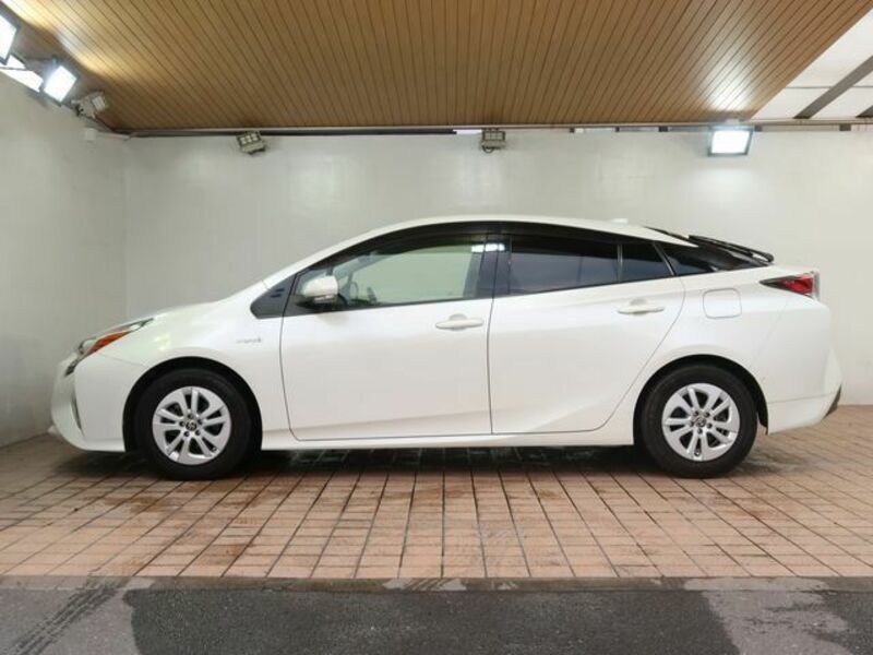 PRIUS-7