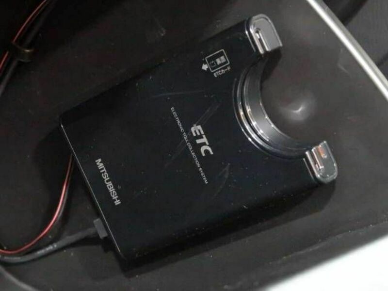 AXELA HYBRID