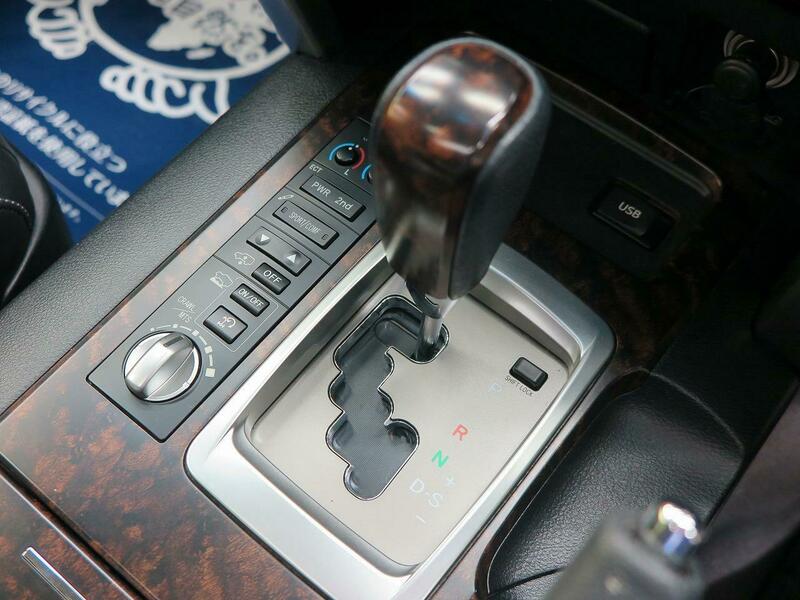 LAND CRUISER