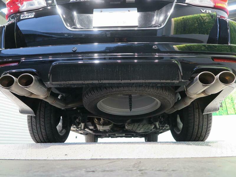 LAND CRUISER
