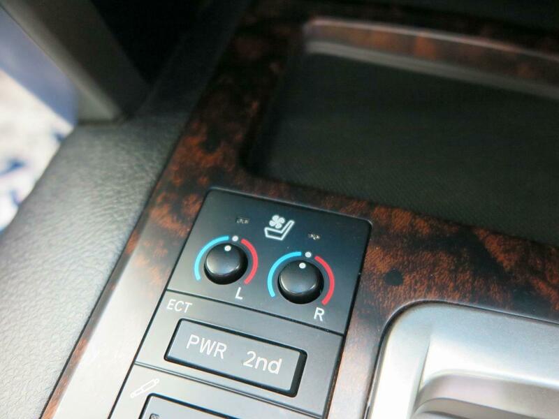 LAND CRUISER