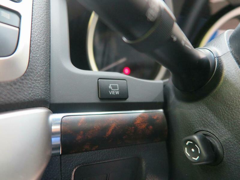 LAND CRUISER