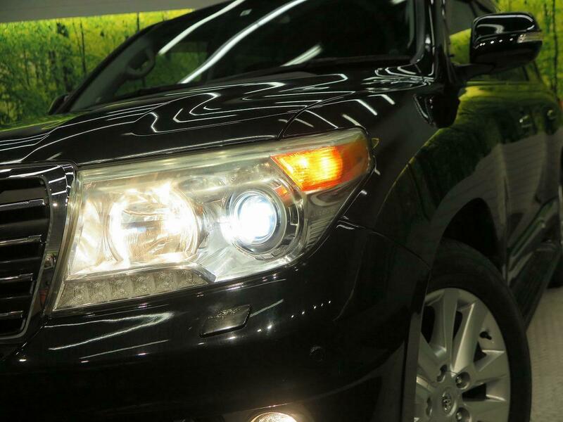 LAND CRUISER