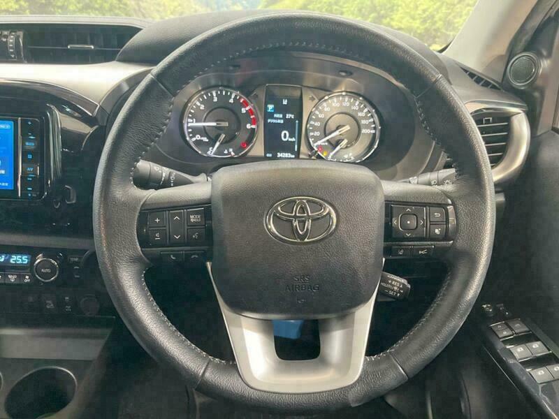 HILUX