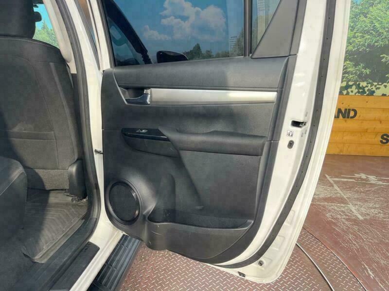 HILUX