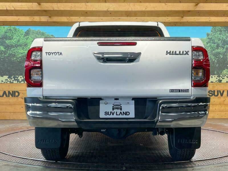 HILUX