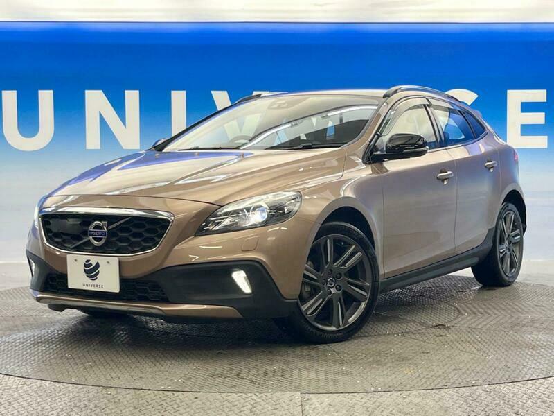 V40