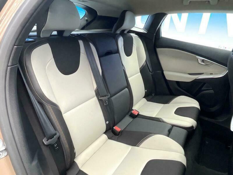 V40