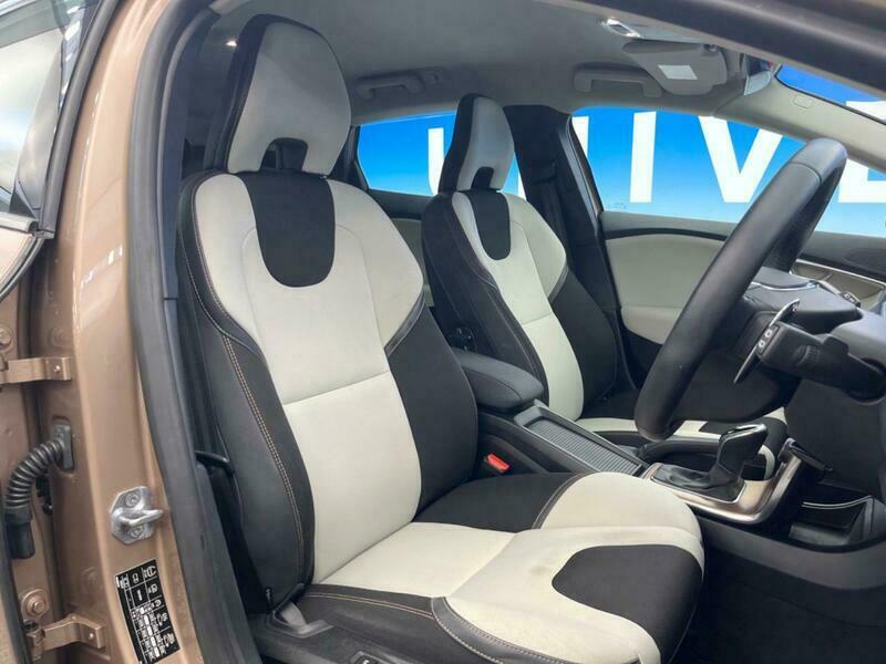 V40
