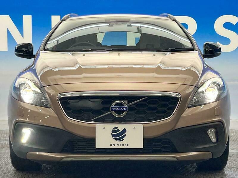 V40