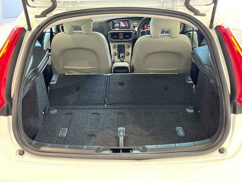 V40