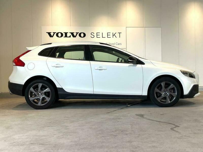 V40