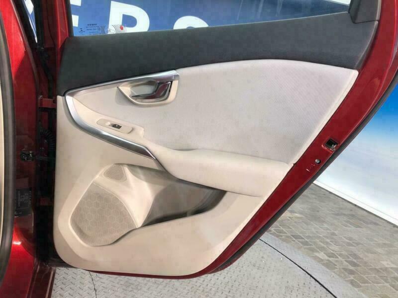 V40