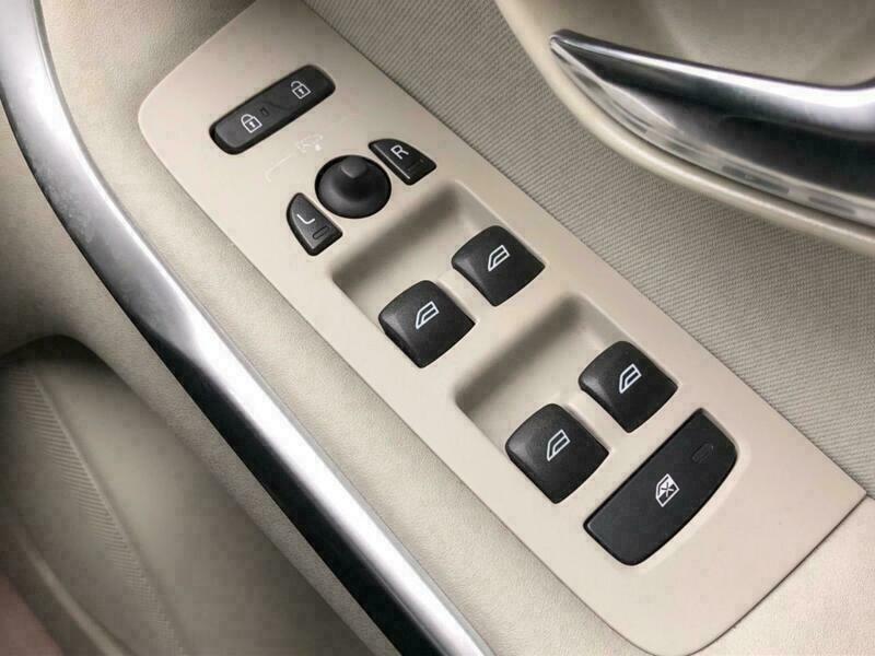 V40