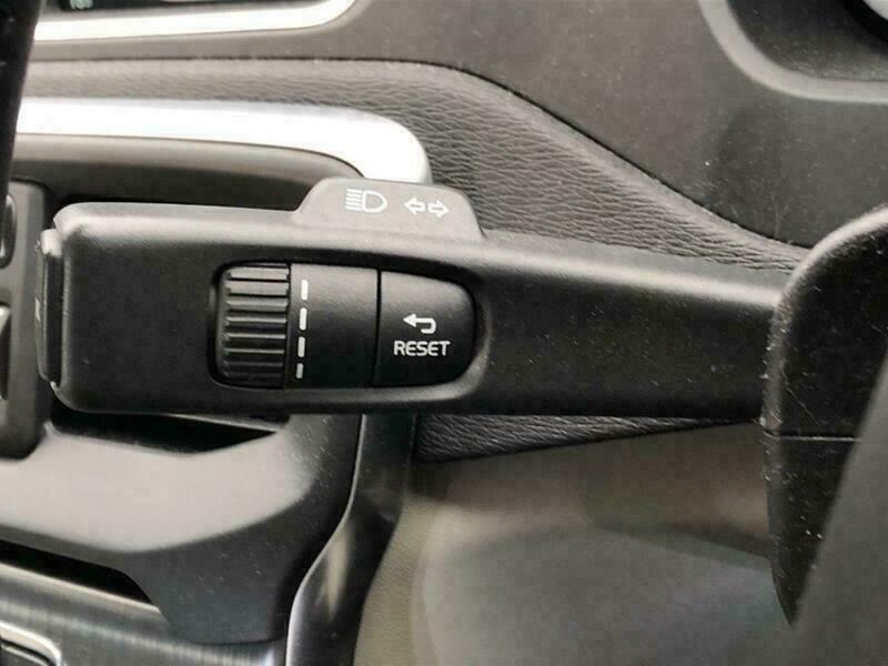 V40