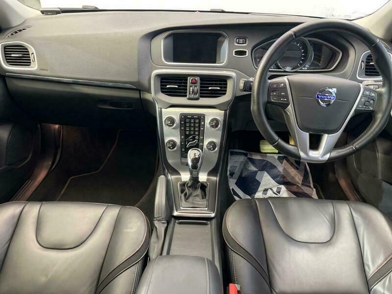V40
