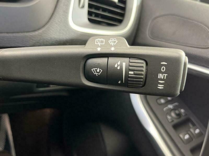 V40