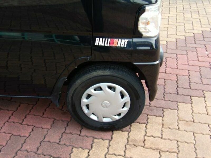 MINICAB VAN
