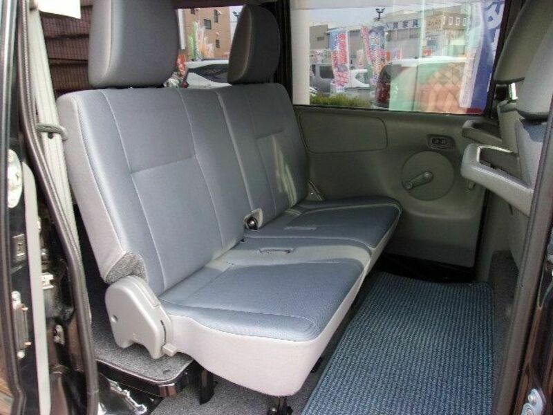 MINICAB VAN