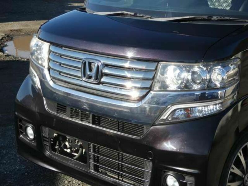 N BOX CUSTOM