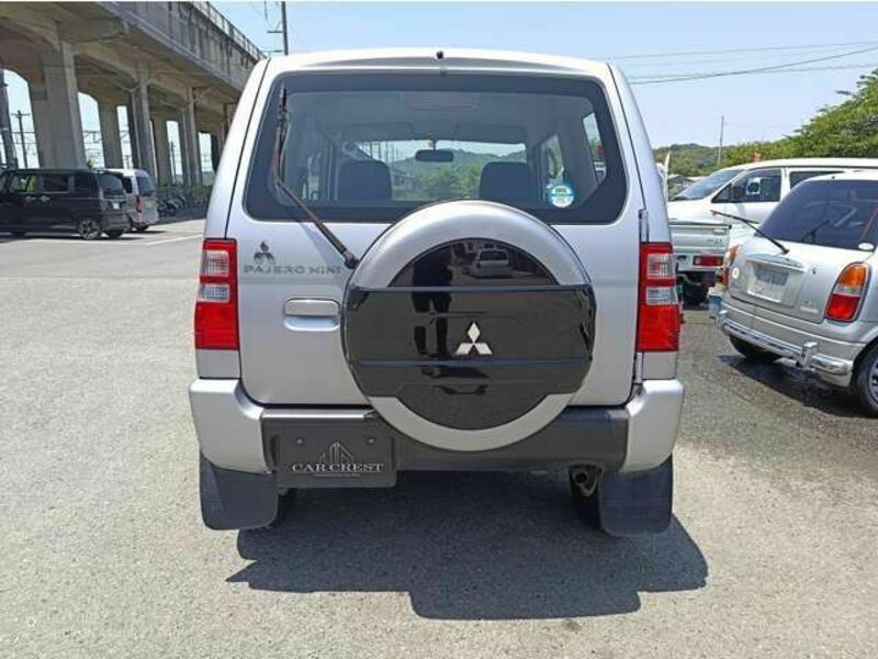 PAJERO MINI