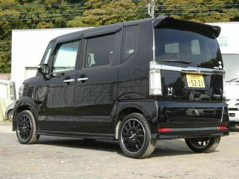 N BOX CUSTOM