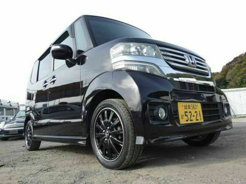 N BOX CUSTOM