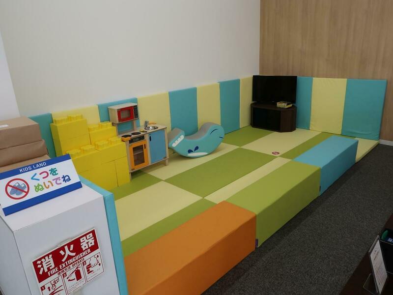 ROOMY-11