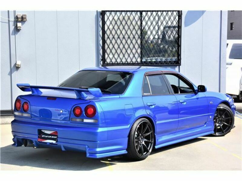 SKYLINE