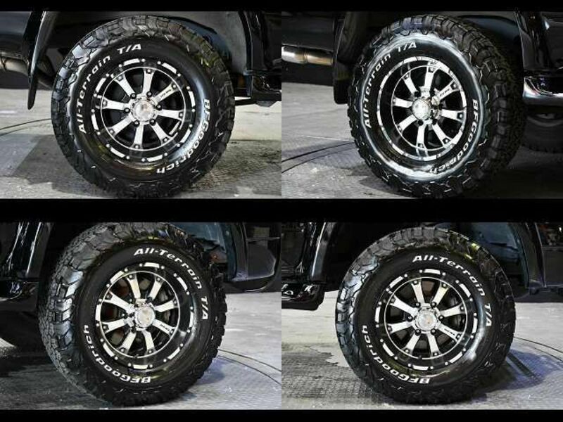 HILUX SURF