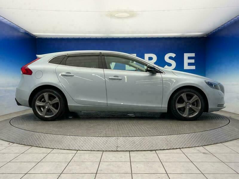 V40