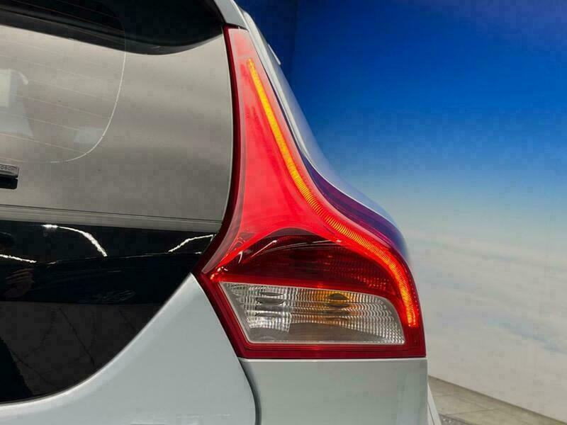 V40