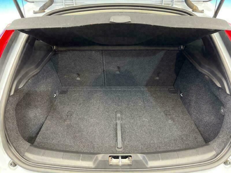 V40