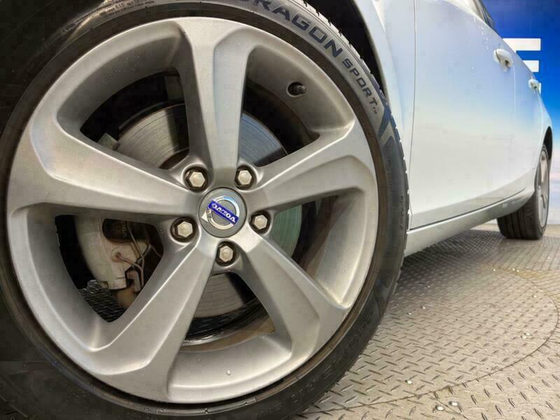 V40