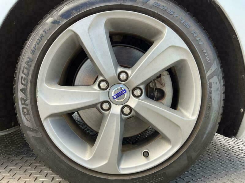 V40