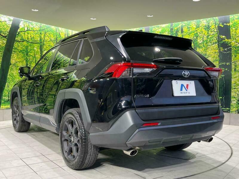 RAV4