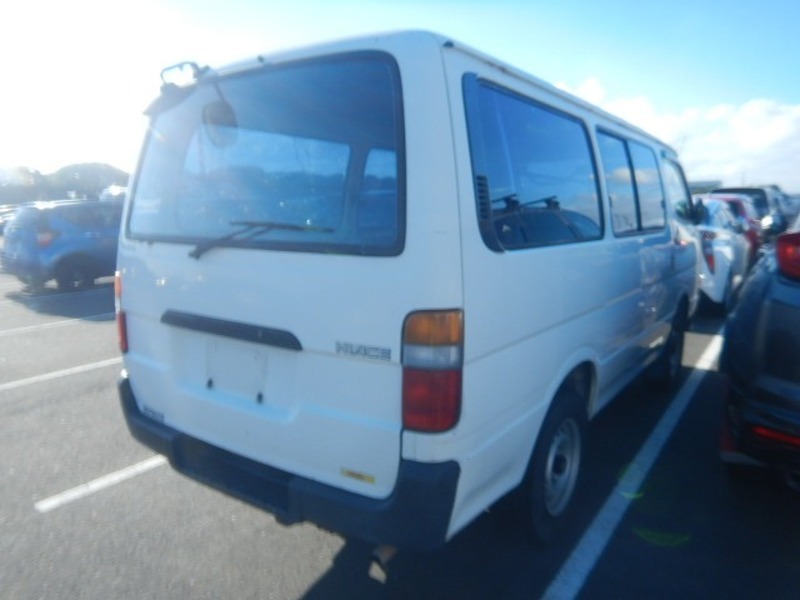 HIACE VAN