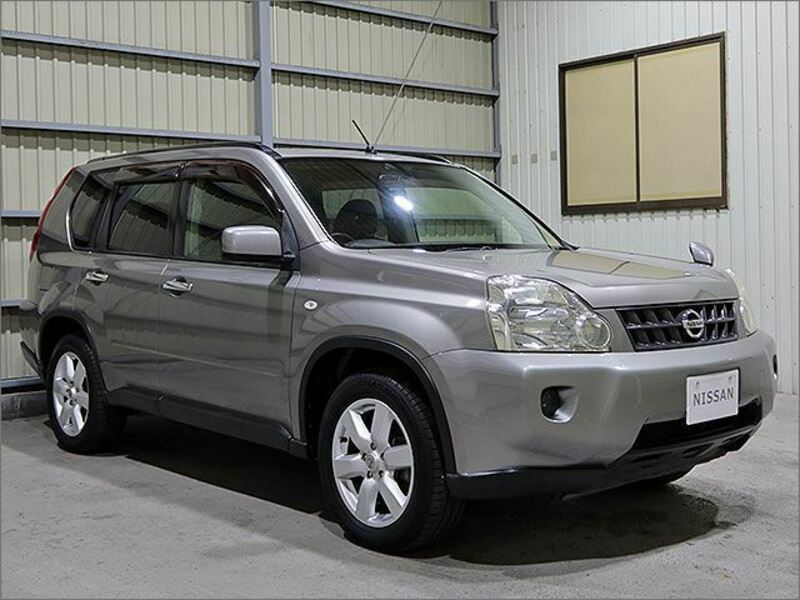 X-TRAIL
