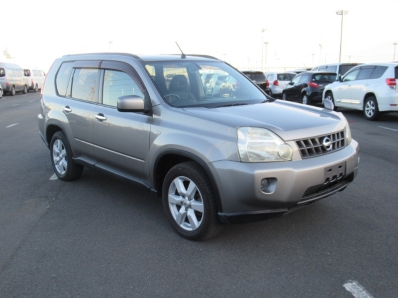 X-TRAIL
