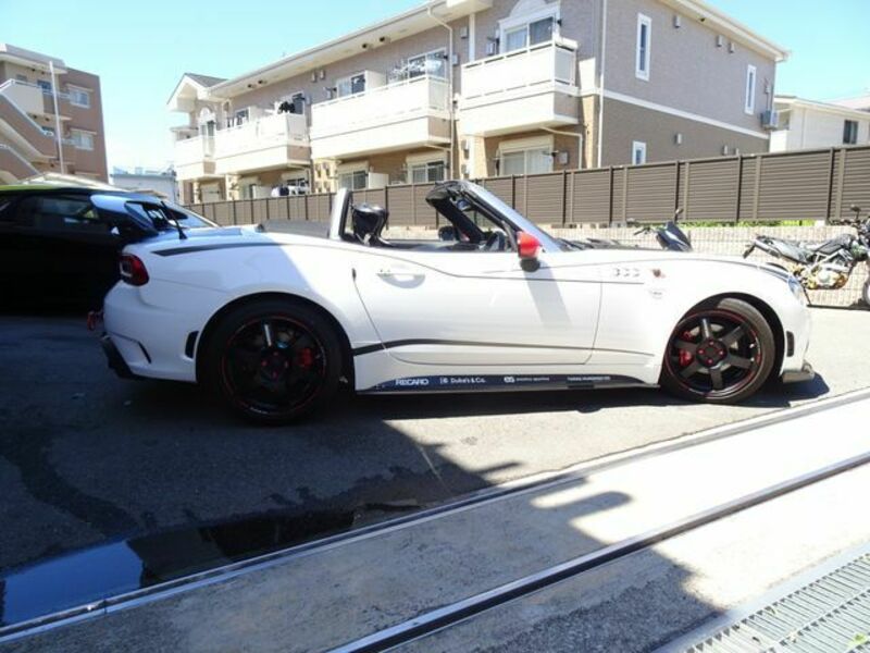 ABARTH 124 SPIDER