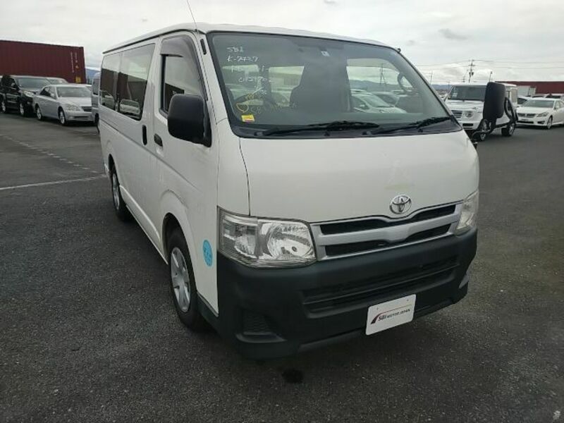 HIACE VAN