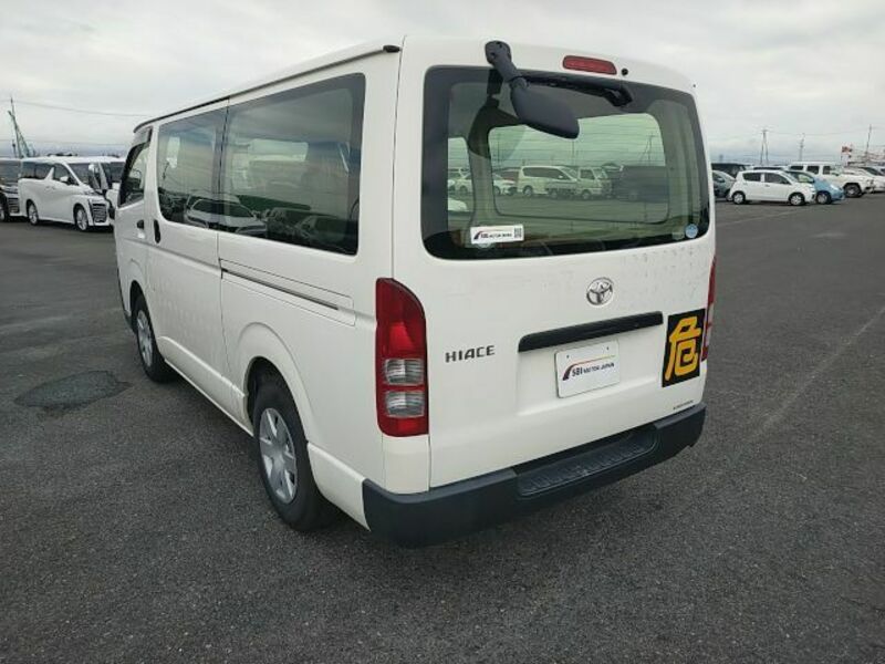 HIACE VAN