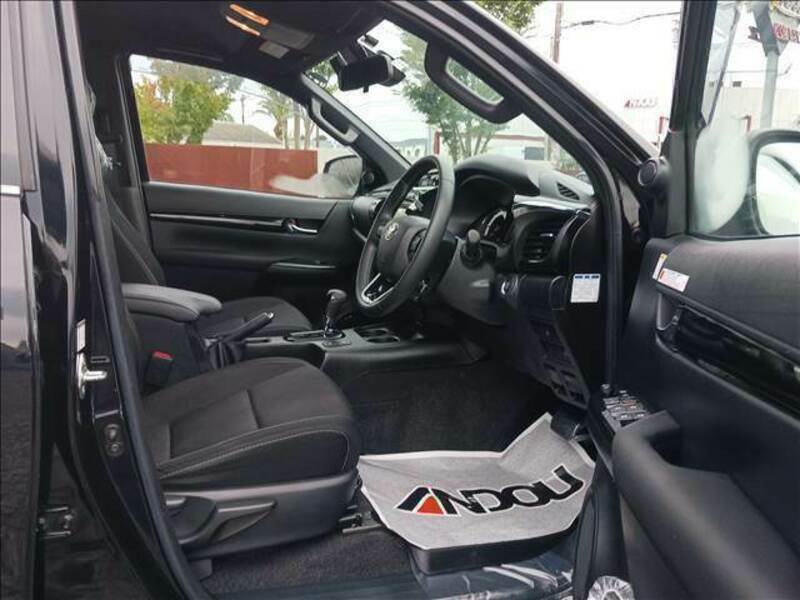 HILUX