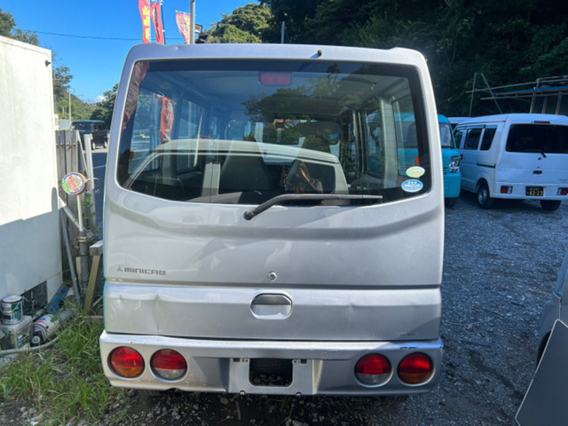 MINICAB VAN