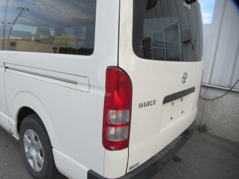 HIACE VAN