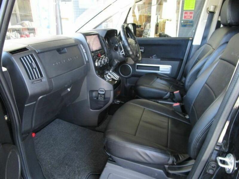 DELICA D5