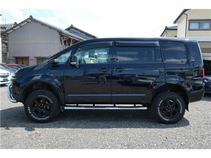 DELICA D5