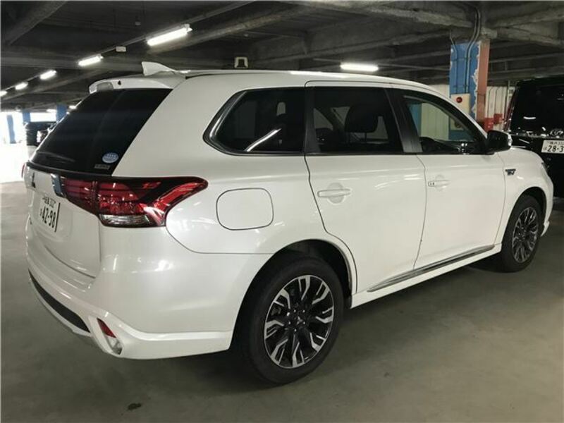 OUTLANDER PHEV