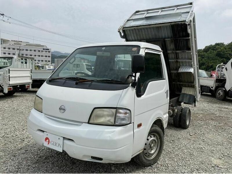 NISSAN　VANETTE TRUCK