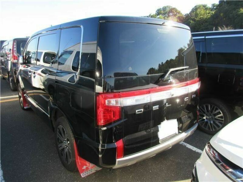 DELICA D5